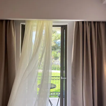 Helen & Theo * Laganász